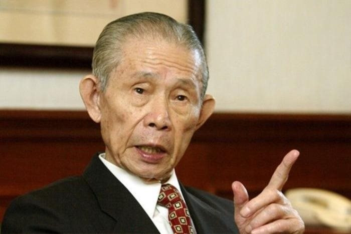Cụ ông qua đời để lại tài khoản 140 nghìn tỷ đồng, 9 người con kéo nhau đi rút tiền, ngân hàng tuyên bố: Phải nộp tiền thuế 100 nghìn tỷ đồng- Ảnh 2.