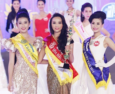 2 khoảnh khắc đăng quang để đời của Kỳ Duyên: Visual "lột xác", chi tiết vương miện trùng khớp mới bất ngờ!- Ảnh 3. 2 khoảnh khắc đăng quang để đời của Kỳ Duyên: Visual "lột xác", chi tiết vương miện trùng khớp mới bất ngờ!- Ảnh 3.