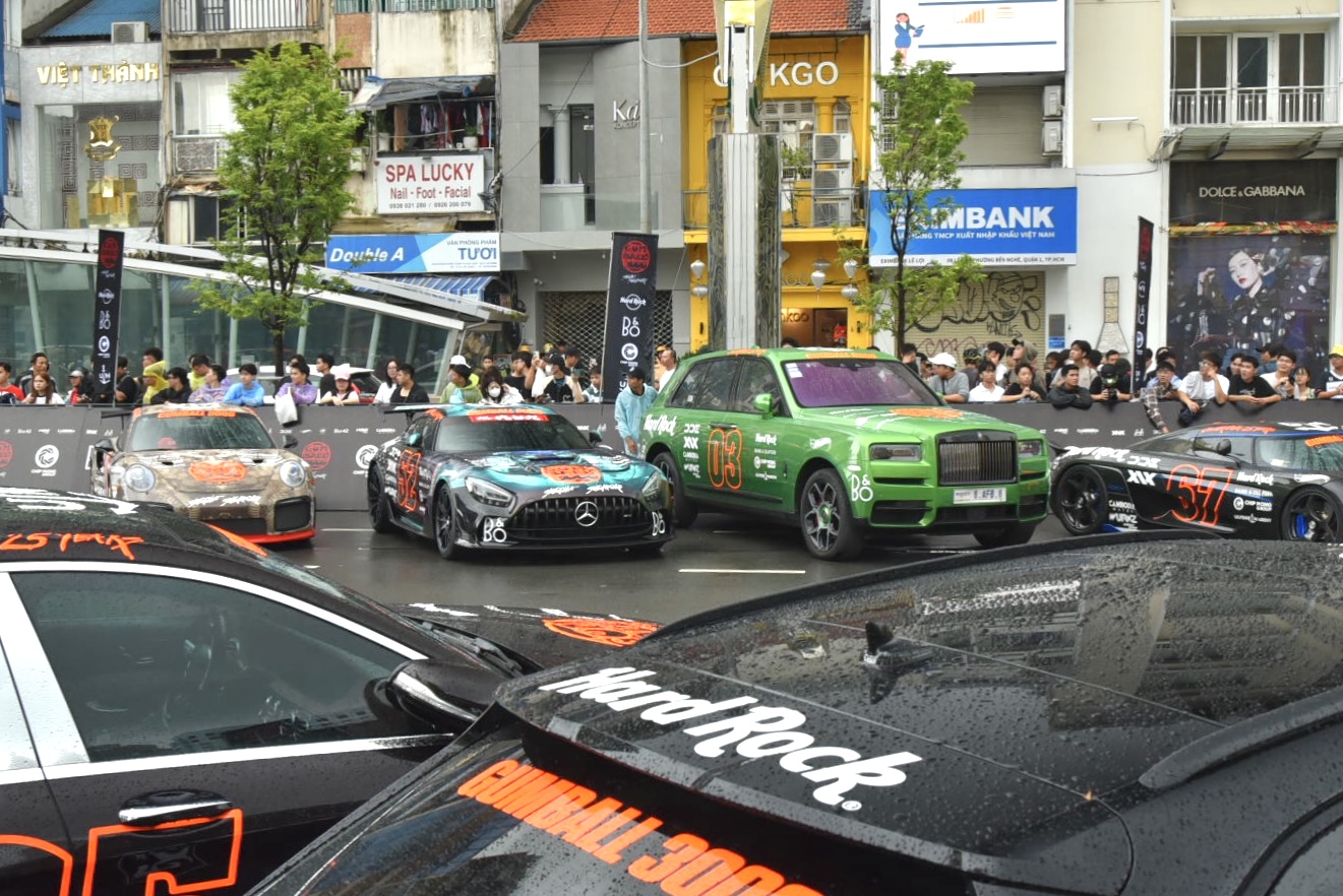 Dàn xe ‘chiến’ tham gia Gumball 3000: Từ siêu xe đến siêu SUV, có cả bản giới hạn, bán tải- Ảnh 21.