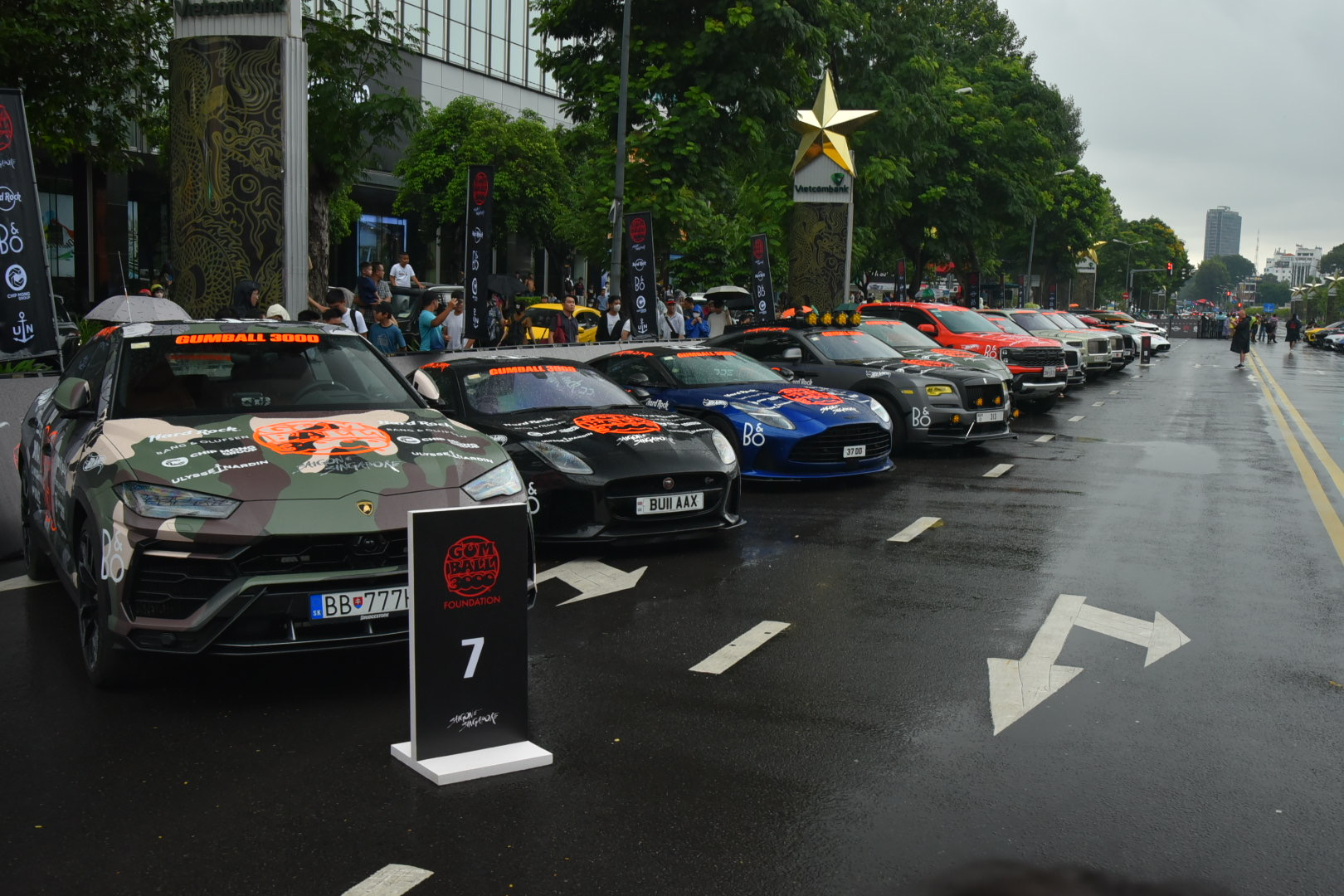 Dàn xe ‘chiến’ tham gia Gumball 3000: Từ siêu xe đến siêu SUV, có cả bản giới hạn, bán tải- Ảnh 2.