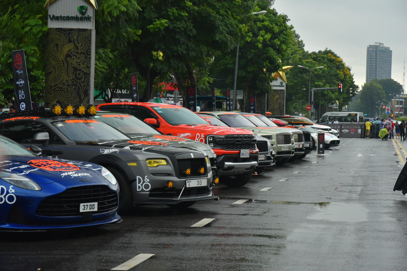 Dàn xe ‘chiến’ tham gia Gumball 3000: Từ siêu xe đến siêu SUV, có cả bản giới hạn, bán tải- Ảnh 3.