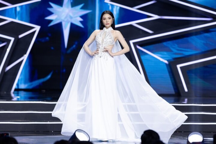 Miss Universe Vietnam 2024 Kỳ Duyên ủng hộ đồng bào vùng bão lũ 500 triệu đồng- Ảnh 2.