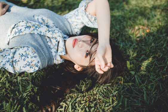 Sáng thức dậy nhớ làm 4 việc giúp cơ thể ít độc tố, da ít mụn và sáng bóng, bớt cả đống tiền thuốc thang- Ảnh 1. Sáng thức dậy nhớ làm 4 việc giúp cơ thể ít độc tố, da ít mụn và sáng bóng, bớt cả đống tiền thuốc thang- Ảnh 1.