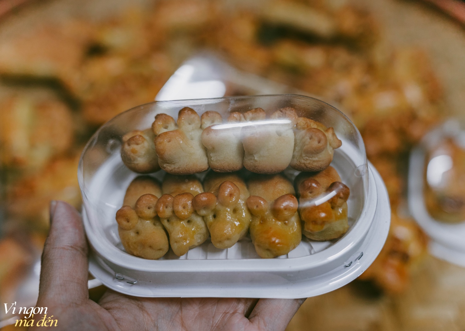 Gặp người đàn ông gần 40 năm làm bánh Trung thu lợn ỉ nặn tay hiếm có ở Hà Nội- Ảnh 16. Gặp người đàn ông gần 40 năm làm bánh Trung thu lợn ỉ nặn tay hiếm có ở Hà Nội- Ảnh 16.