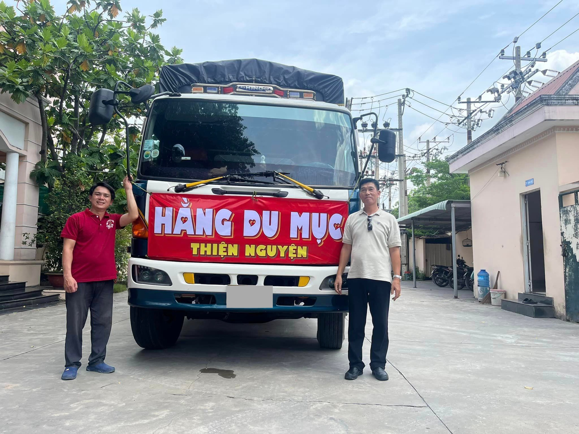 Hằng Du Mục tự tung “sao kê” chứng minh liêm nhưng bỗng lại vướng ồn ào liên quan đến làng Nủ- Ảnh 2. Hằng Du Mục tự tung “sao kê” chứng minh liêm nhưng bỗng lại vướng ồn ào liên quan đến làng Nủ- Ảnh 2.