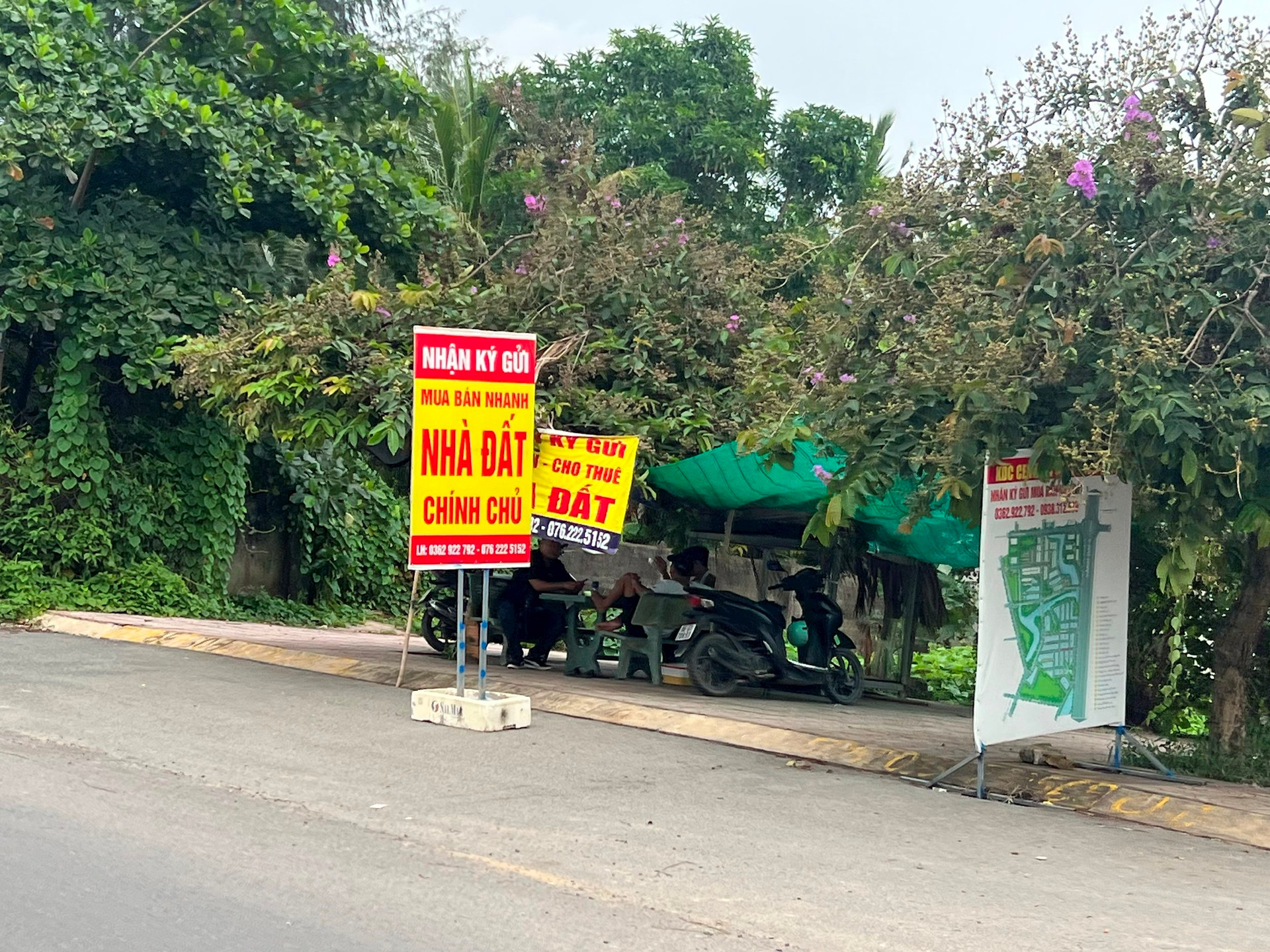 “Tôi rất muốn bán đất nhưng không ai mua”- Ảnh 2. “Tôi rất muốn bán đất nhưng không ai mua”- Ảnh 2.