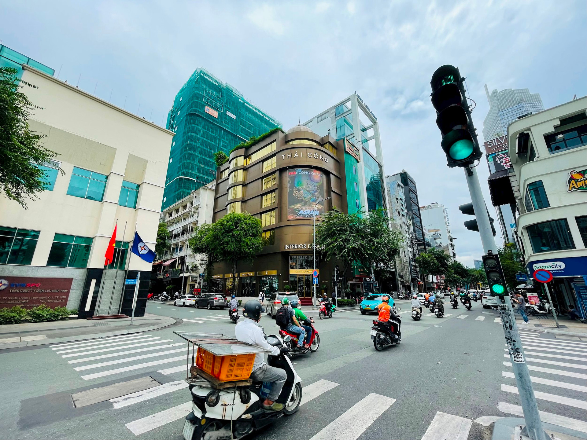 "Soi" mặt bằng trụ sở công ty của Thái Công tại quận 1 đang rao cho thuê giá 1,1 tỷ đồng/tháng có gì?- Ảnh 2.