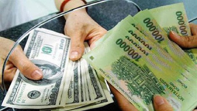 Chính thức giảm 50% phí trước bạ ô tô, quy định mới về mua bán ngoại tệ- Ảnh 2.