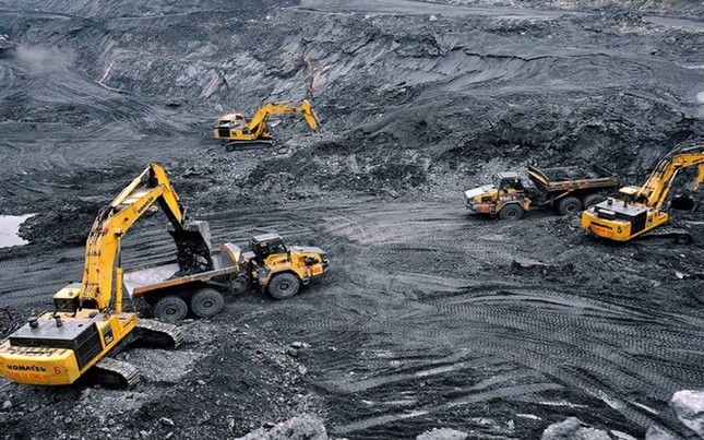 Chính thức giảm 50% phí trước bạ ô tô, quy định mới về mua bán ngoại tệ- Ảnh 3.