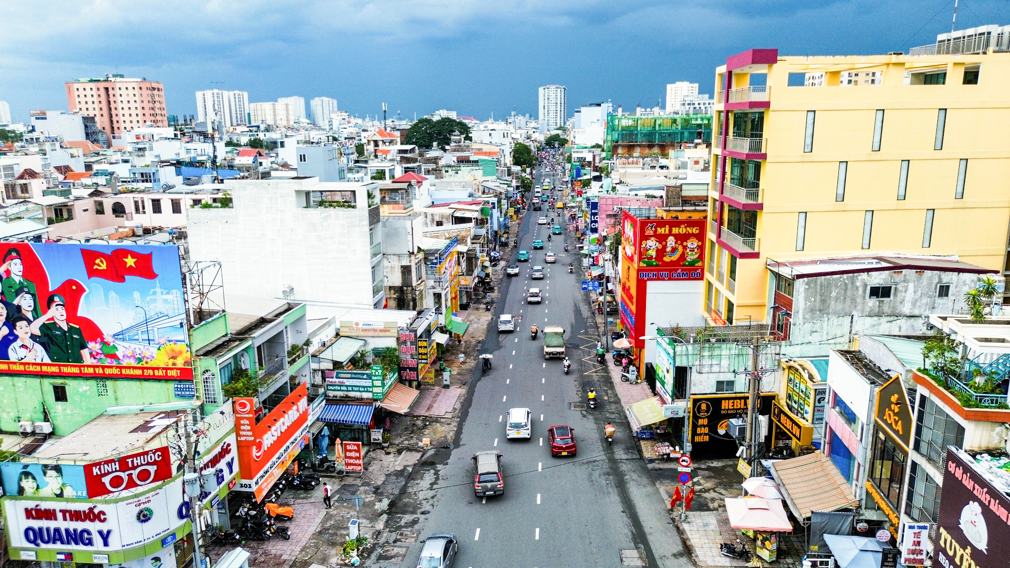 Cảnh đối lập trên con đường huyết mạch nối Thành phố Hồ Chí Minh và Bình Dương: Nơi là đại lộ 8 làn xe, nơi đang chuẩn bị 14.000 tỷ để mở rộng- Ảnh 6.