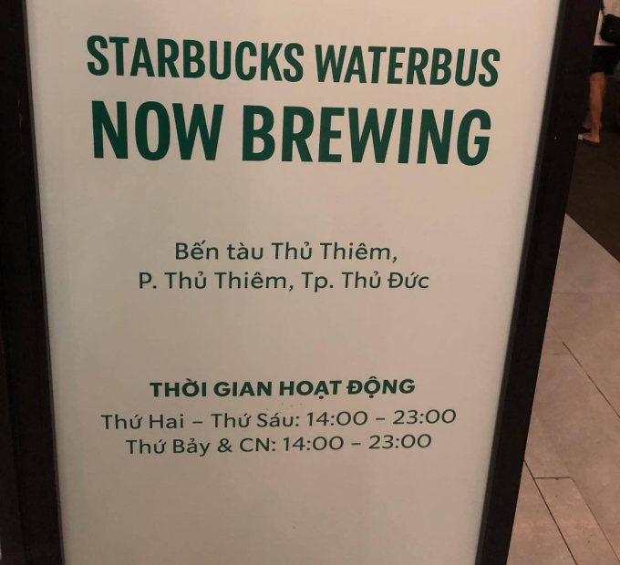 Starbucks lại gây khó chịu- Ảnh 1.