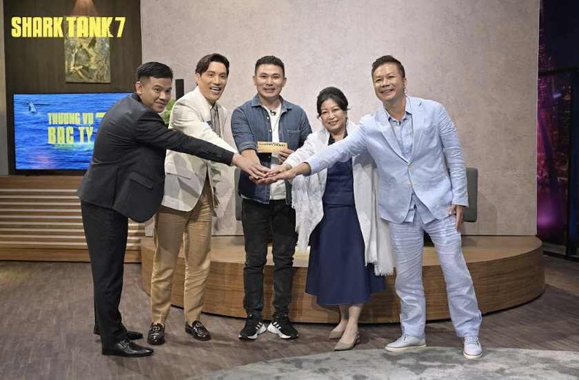 Shark Hưng chính thức “rót vốn” vào Bệnh Viện Đồ Da, CEO startup cam kết "sẽ đào tạo 150 người yếu thế trong vòng 5 năm"- Ảnh 3.