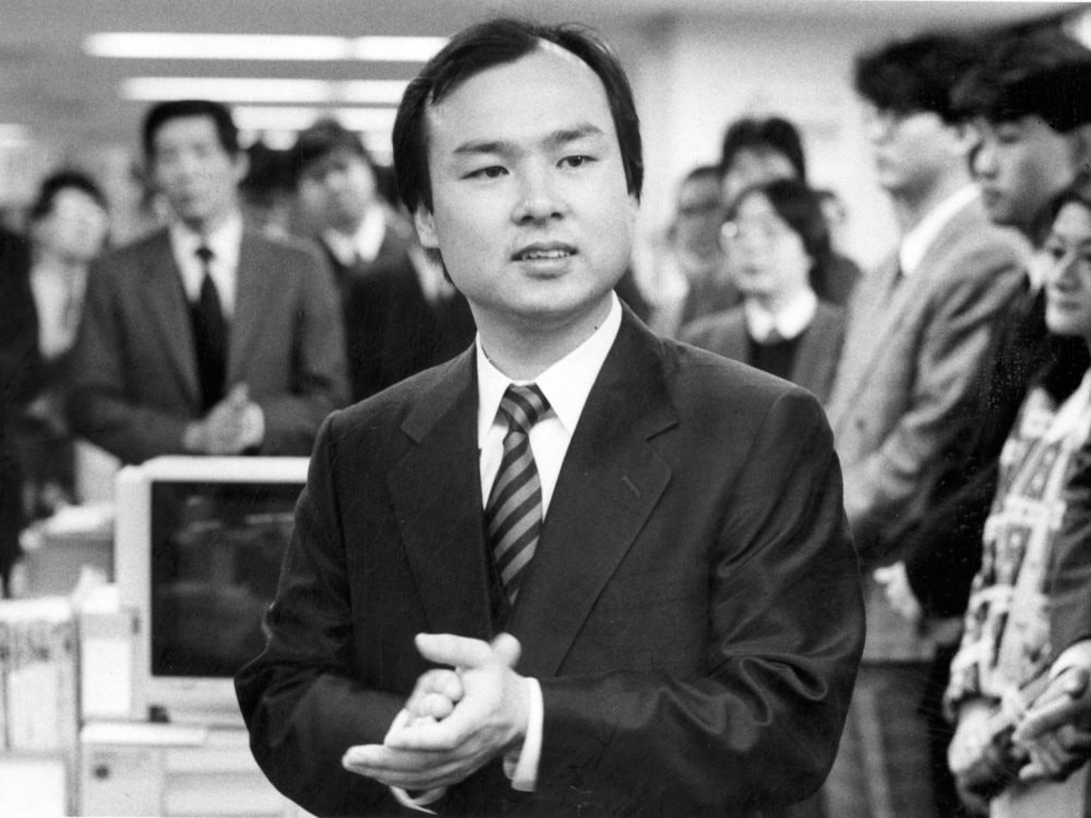 ‘Con bạc’ 67 tuổi Masayoshi Son với 100 tỷ USD trong tay: Vị tỷ phú vươn lên từ nghèo khó, từng phải đi xin thức ăn thừa, dành cả đời đi đặt cược vào startup- Ảnh 3.