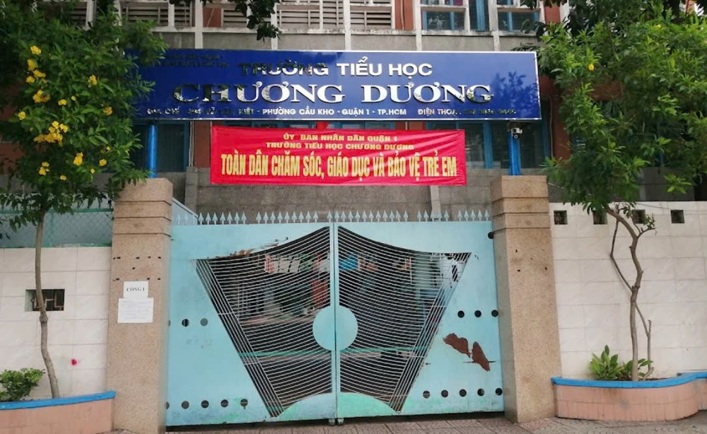 Vụ cô giáo "dỗi" vì không được ủng hộ laptop: Nhiều phụ huynh tạm dừng cho con đến lớp- Ảnh 1. Vụ cô giáo "dỗi" vì không được ủng hộ laptop: Nhiều phụ huynh tạm dừng cho con đến lớp- Ảnh 1.