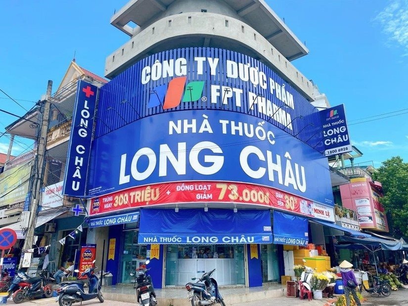 Cuộc đua "tam mã" của chuỗi nhà thuốc Việt dần ngã ngũ: Long Châu phả hơi nóng vào đối thủ, An Khang đứng trước cuộc “đại phẫu” đóng cửa hơn 200 điểm bán, Pharmacity làm gì để tìm lại hào quang?- Ảnh 3.