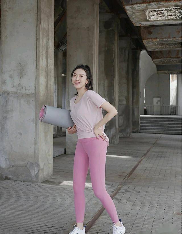 Mẹ 1 con ở Đà Nẵng bật mí 10 bí quyết tiết kiệm tiền đáng học trong năm 2025- Ảnh 2. Mẹ 1 con ở Đà Nẵng bật mí 10 bí quyết tiết kiệm tiền đáng học trong năm 2025- Ảnh 2.