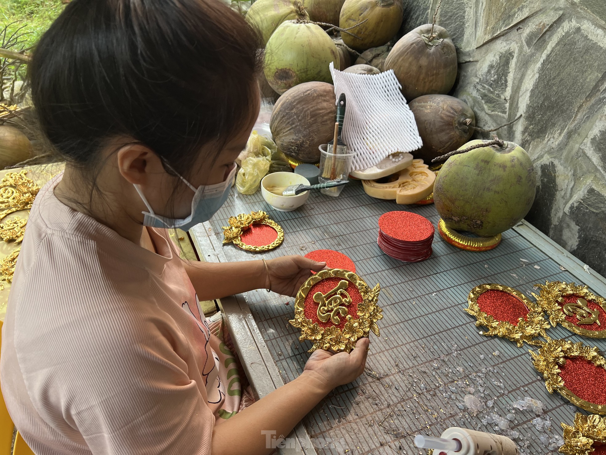 Mặt hàng Tết mà người sản xuất đã dừng nhận đơn hàng cả tháng vì… làm không xuể- Ảnh 8.