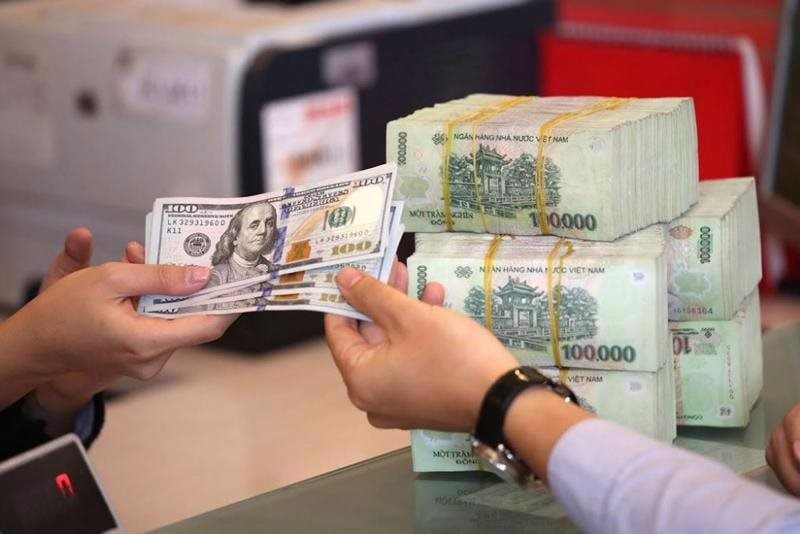 Chuyên gia dự báo tỷ giá USD/VND tiếp tục tăng trong năm 2025: “Không phải VND mất giá mà là USD quá mạnh”- Ảnh 1.