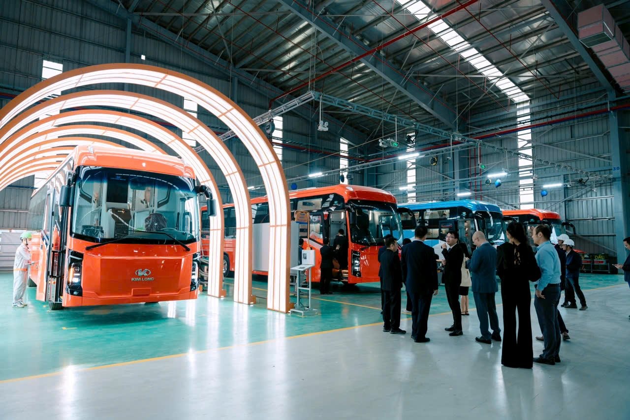 "Ông trùm" xe tải hợp tác xây dựng nhà máy sản xuất ô tô tại Việt Nam: công suất 50.000 xe/năm, hướng tới tỷ lệ nội địa hóa ngang VinFast- Ảnh 1.
