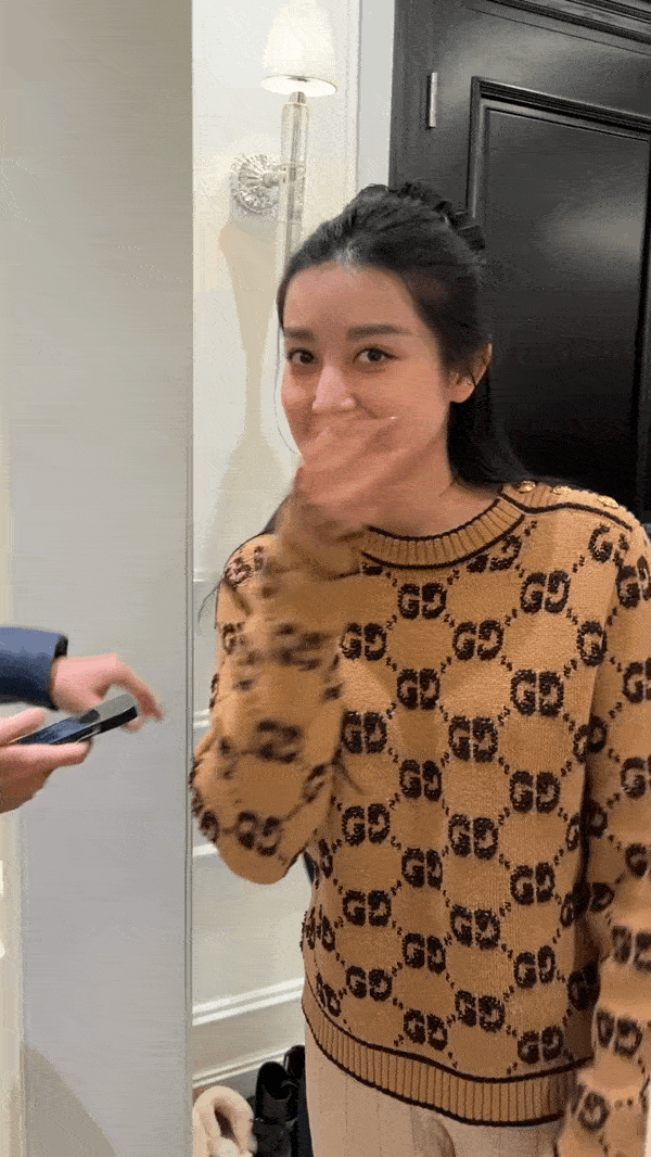 Cảnh tượng bên trong Cảnh tượng bên trong