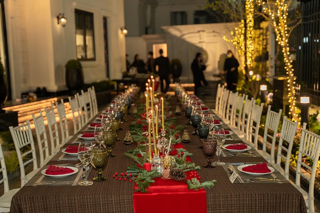 Cảnh tượng bên trong Cảnh tượng bên trong