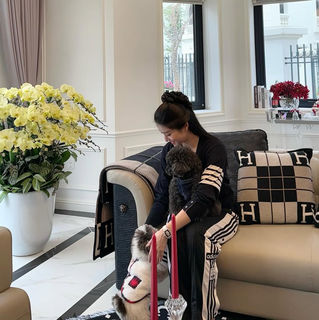 Cảnh tượng bên trong Cảnh tượng bên trong