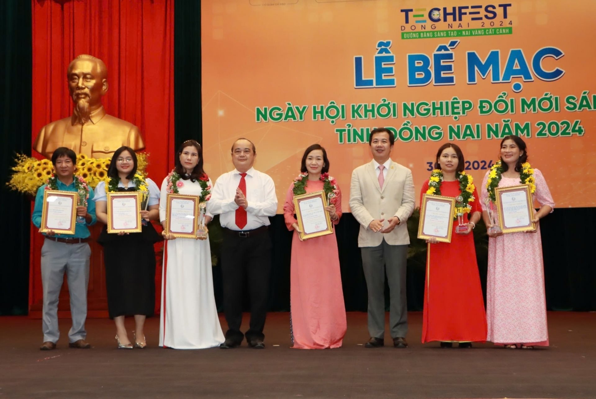 Founder Nhiệt Mặt Trời sau 6 năm đến Shark Tank: Cải tiến quy trình làm bánh tráng tự động từ 25% lên 90%, khởi nghiệp lần 2 với Mosla ở tuổi 60- Ảnh 2.