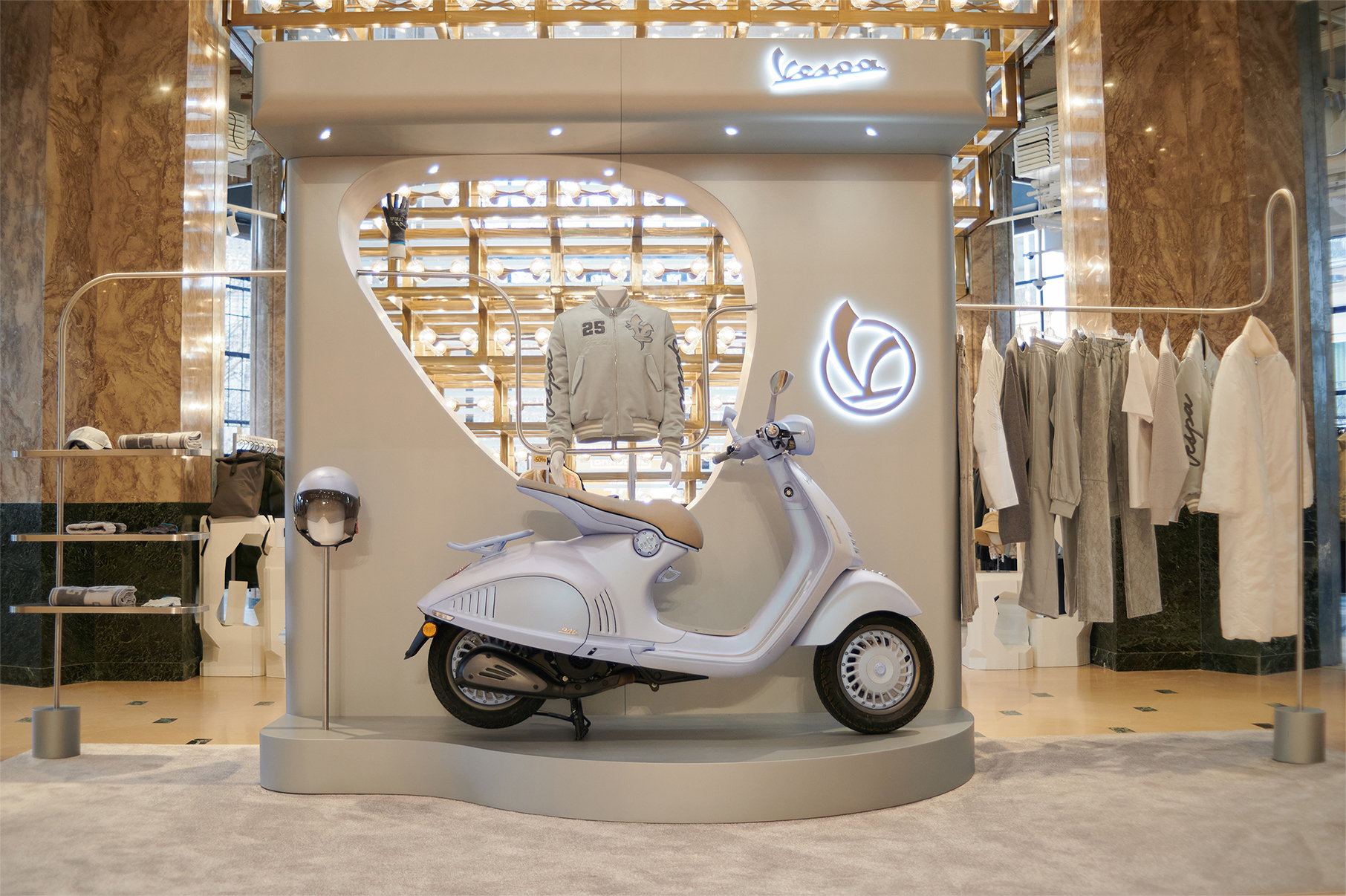 ‘Thanh xà’ Vespa đón Tết cực lộng lẫy: Toàn thế giới chỉ có 888 chiếc, đính kèm cả BST phụ kiện tinh xảo- Ảnh 6.