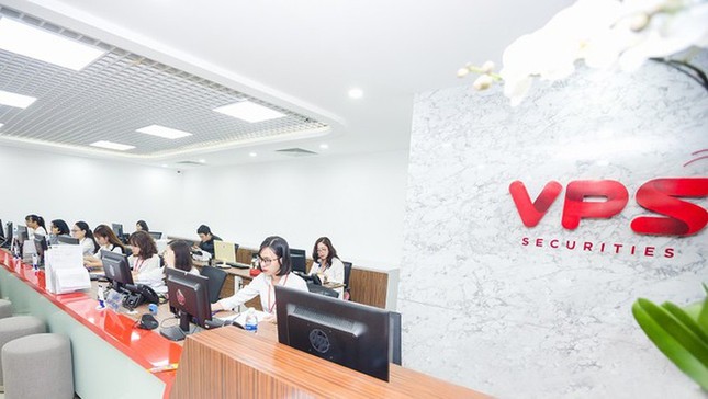 Công ty chứng khoán 'kẻ khóc, người cười' báo kết quả kinh doanh- Ảnh 1. Công ty chứng khoán 'kẻ khóc, người cười' báo kết quả kinh doanh- Ảnh 1.