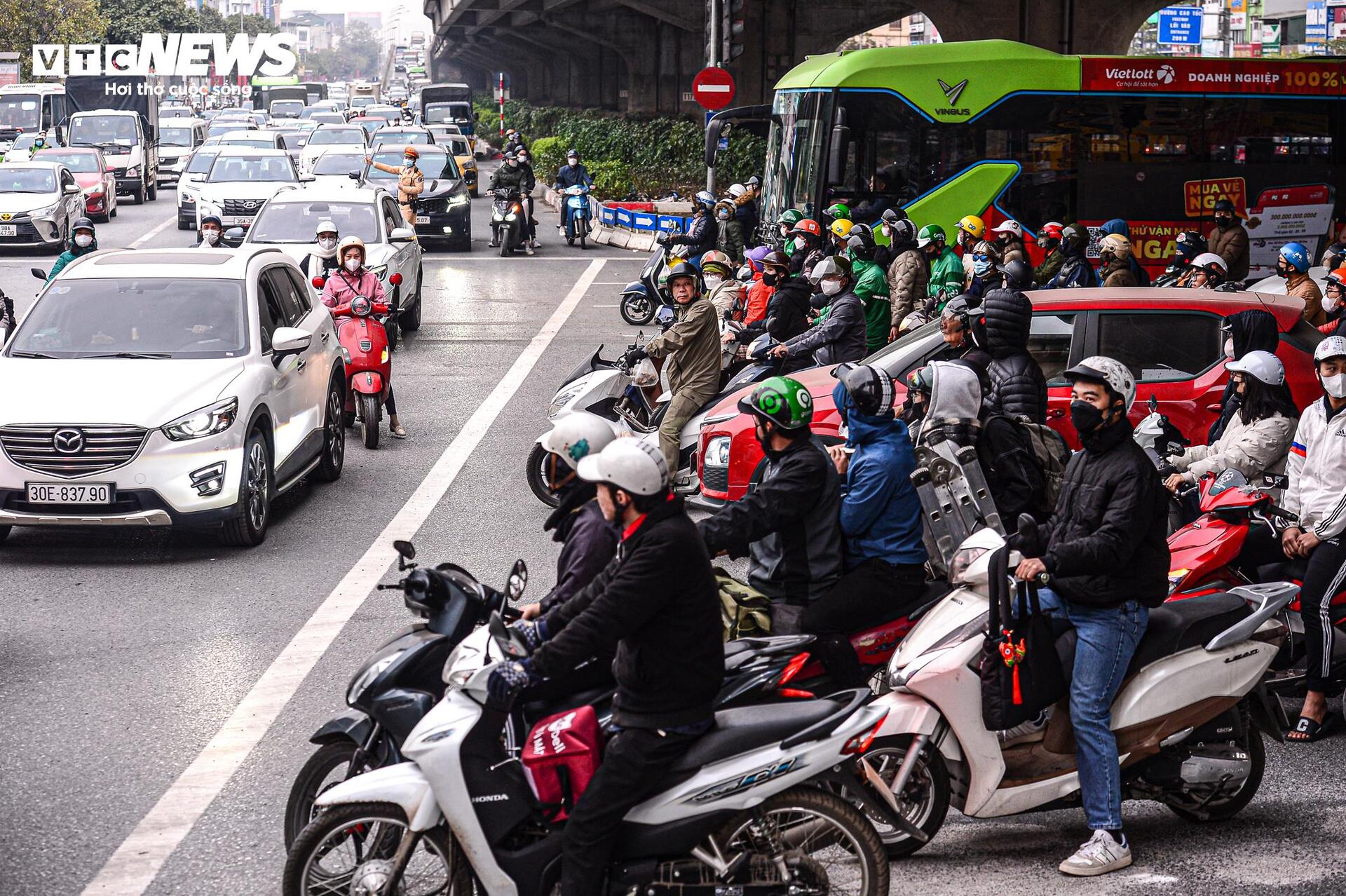 Điều chỉnh lại 'điểm đen' Nguyễn Xiển: Dân nhầm đường, chật vật đi ngược chiều- Ảnh 21.