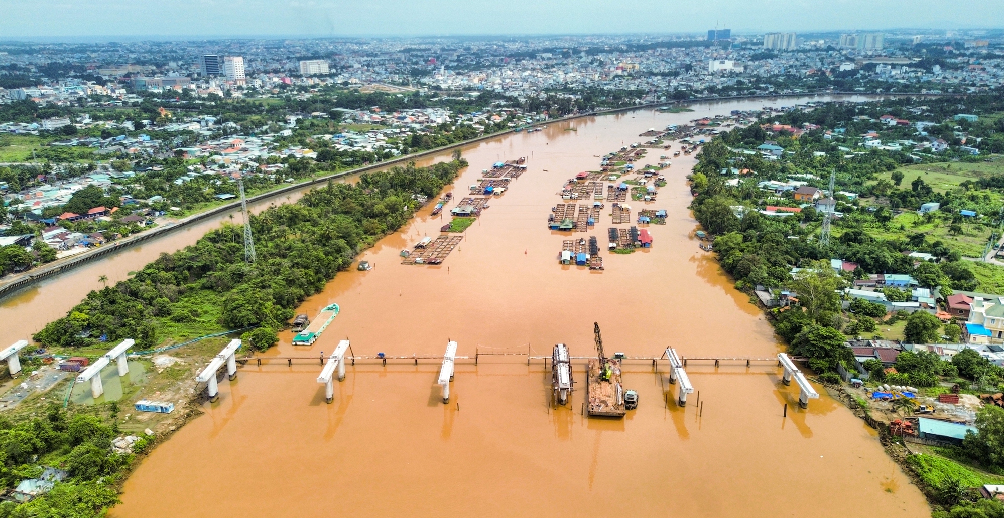 Khu vực sẽ xây 3 cây cầu, kết nối hòn đảo vừa được liên danh của Sun Group quyết định đầu tư 72.000 tỷ- Ảnh 5.