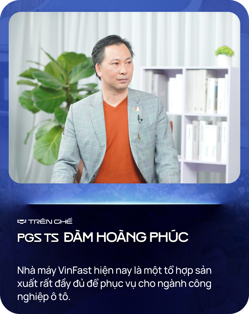 PGS.TS Đàm Hoàng Phúc thăm nhà máy VinFast: ‘Phân biệt xe sản xuất nhà máy số hay vặn bằng tay, nhìn bu-lông là biết’- Ảnh 2.