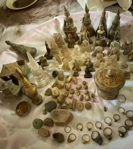 Phát hiện ‘kho báu’ khổng lồ ở quốc gia láng giềng Việt Nam, vạn người đổ xô đến xem thực hư, dân làng kiếm gần 3 tỷ đồng chưa đầy 1 tuần- Ảnh 3.