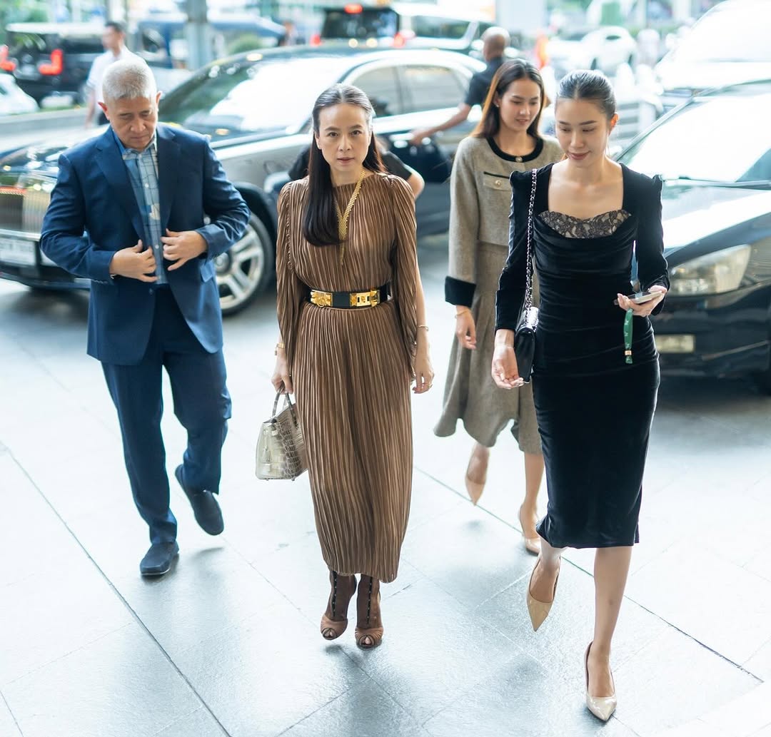 Nữ tỷ phú Madam Pang hiếm hoi lộ diện với chồng đại tá cảnh sát, cuộc sống Nữ tỷ phú Madam Pang hiếm hoi lộ diện với chồng đại tá cảnh sát, cuộc sống