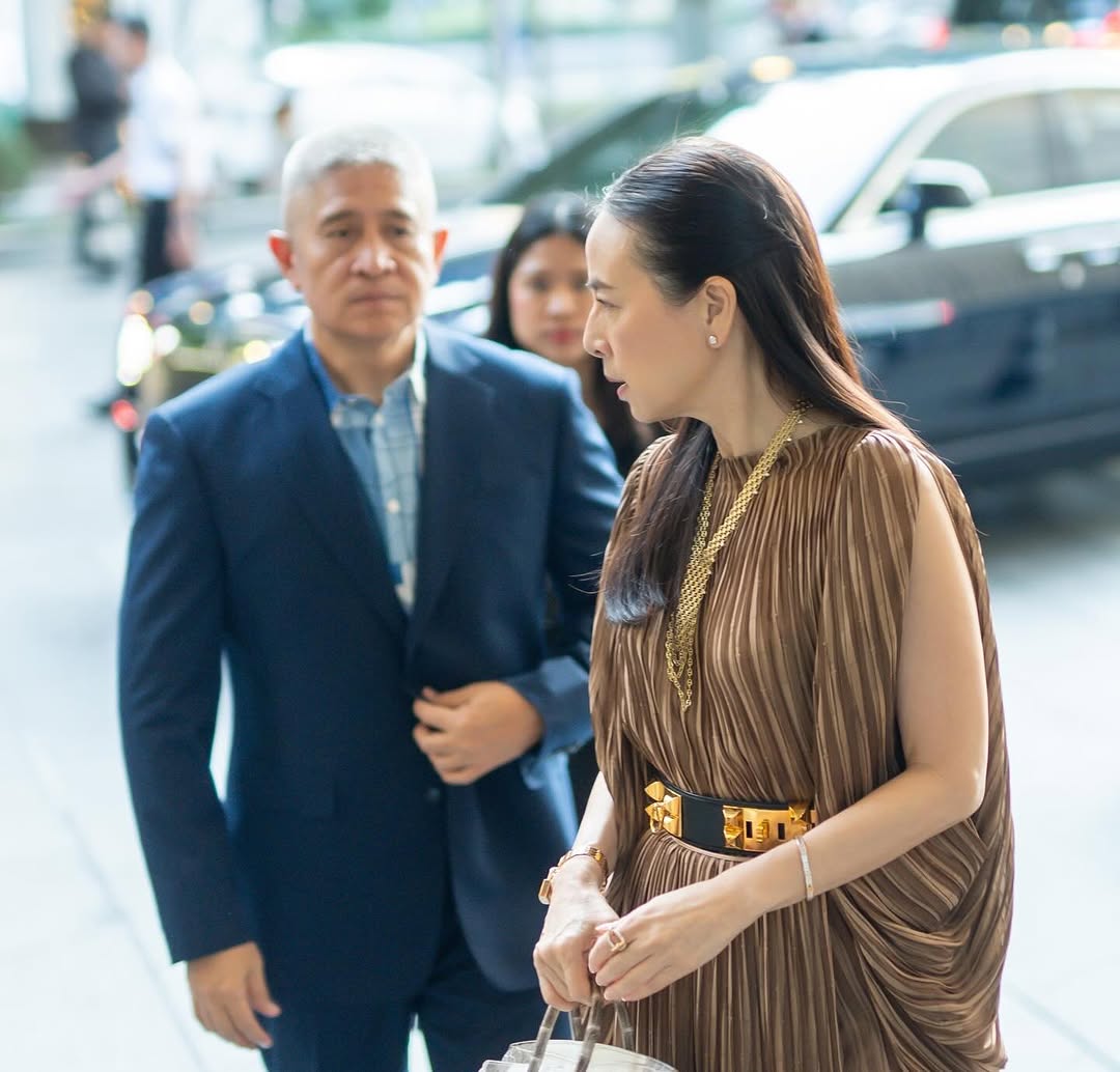 Nữ tỷ phú Madam Pang hiếm hoi lộ diện với chồng đại tá cảnh sát, cuộc sống Nữ tỷ phú Madam Pang hiếm hoi lộ diện với chồng đại tá cảnh sát, cuộc sống