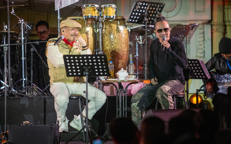 Jimmii Nguyễn hát với chính mình, Trần Tiến nói về hạnh phúc của người nghệ sĩ- Ảnh 1.