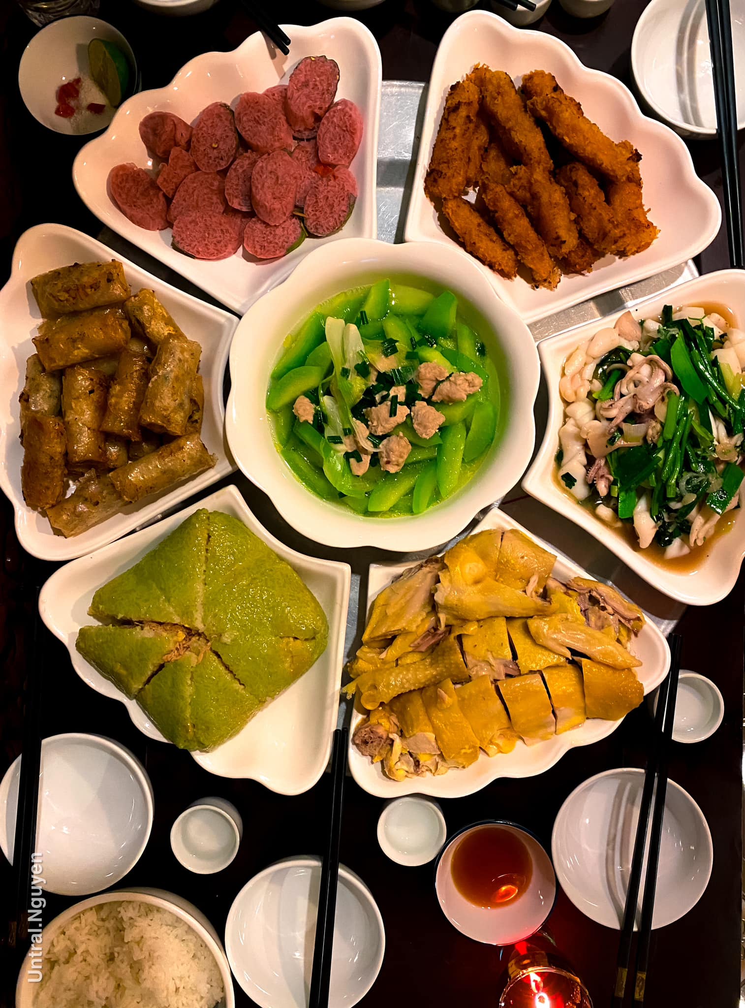 "Đại hội" khoe mâm cúng ông Công ông Táo tràn ngập MXH, có nhà làm cả món hot trend TikTok- Ảnh 17.