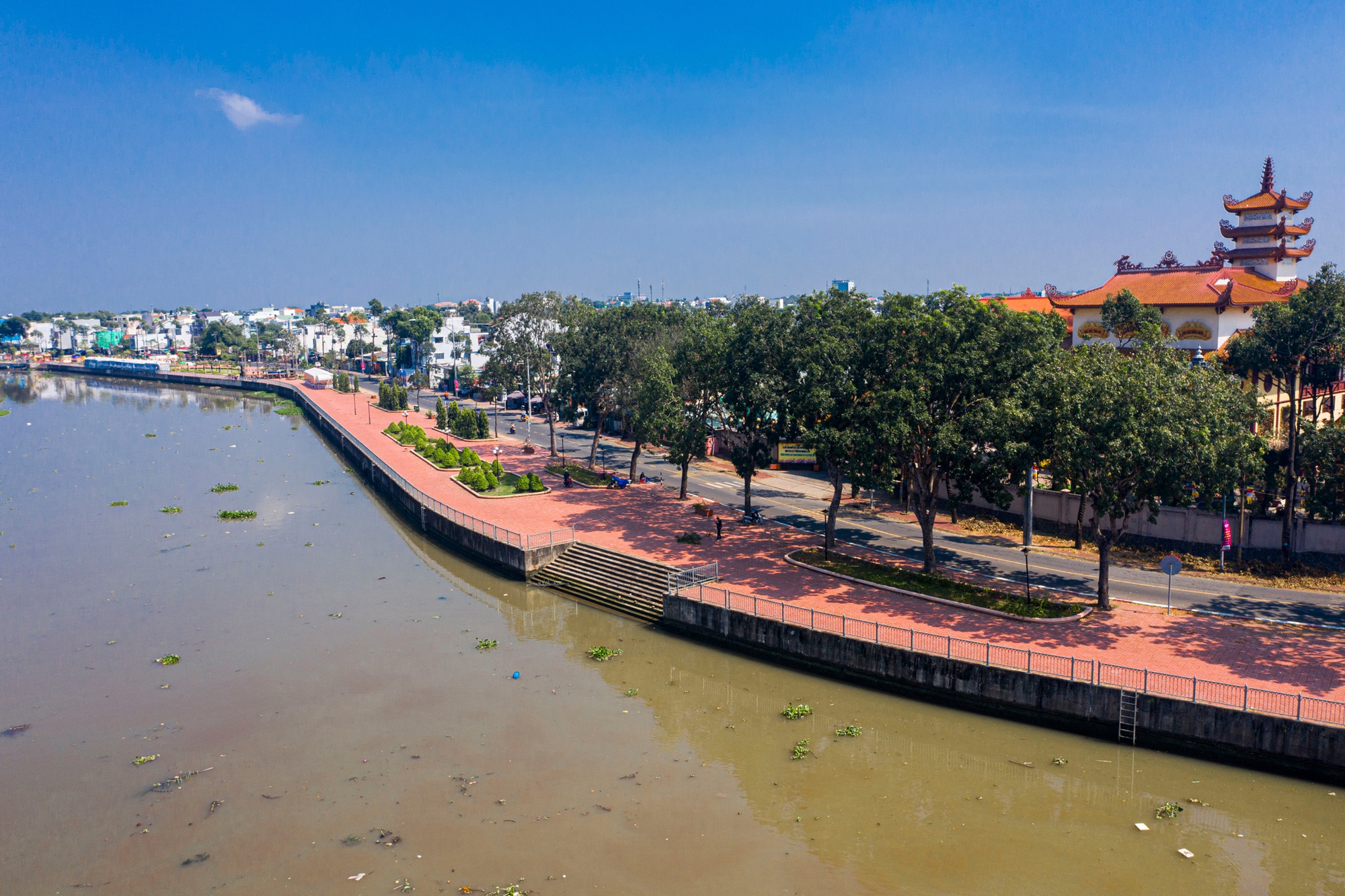 Kênh đào đầu tiên ở miền Tây lột xác sau khi được đầu tư nửa tỷ mỗi mét làm bờ kè- Ảnh 3.