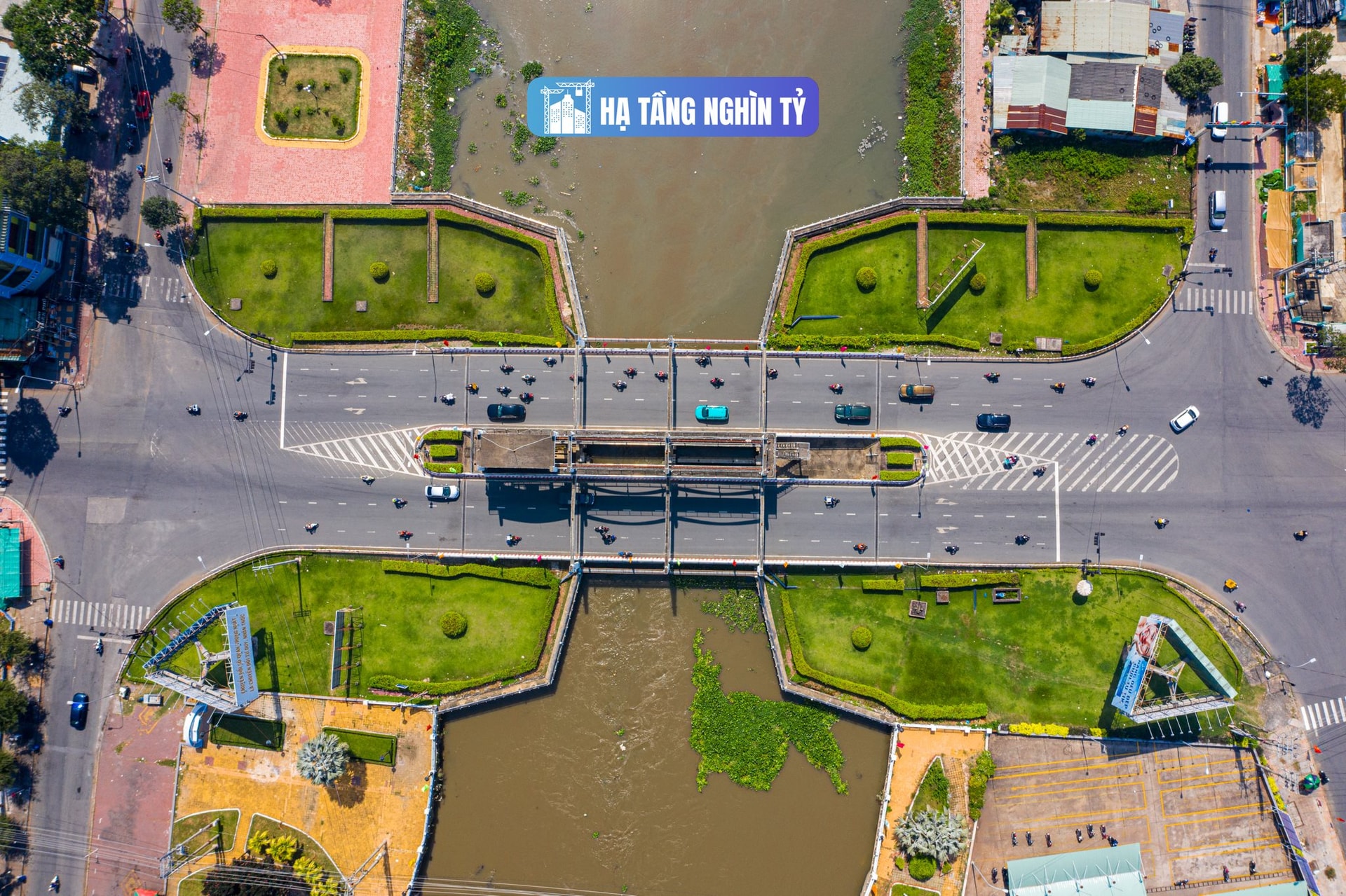 Kênh đào đầu tiên ở miền Tây lột xác sau khi được đầu tư nửa tỷ mỗi mét làm bờ kè- Ảnh 1.