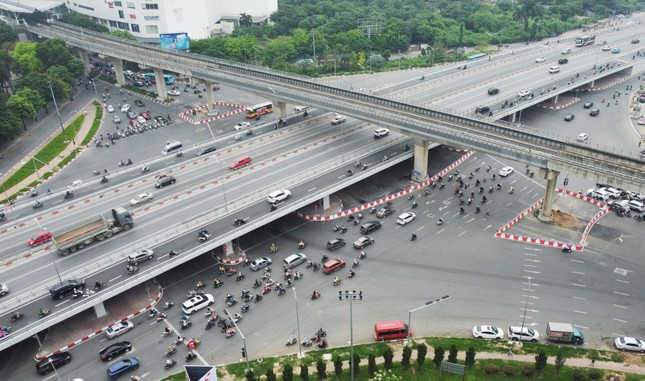Hà Nội 'xóa' 39% điểm ùn tắc giao thông- Ảnh 3.