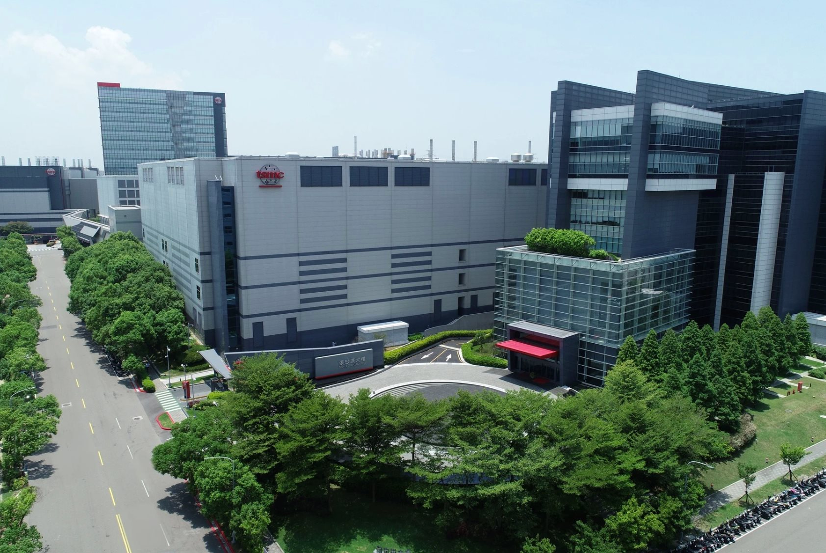 Vùng đất hoang vươn mình trở thành thiên đường công nghệ mới nổi của châu Á: Rộng 1.400 ha, là ‘nhà’ của 500 'đại bàng', Mỹ, Đức phải học tập- Ảnh 1.