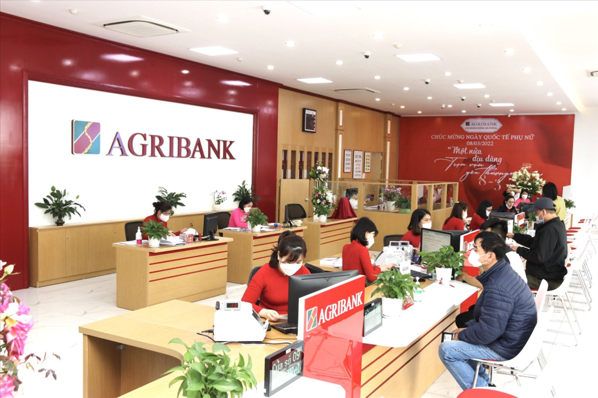 Agribank khuyến cáo dừng toàn bộ giao dịch đối với nhóm khách hàng dưới đây- Ảnh 1.