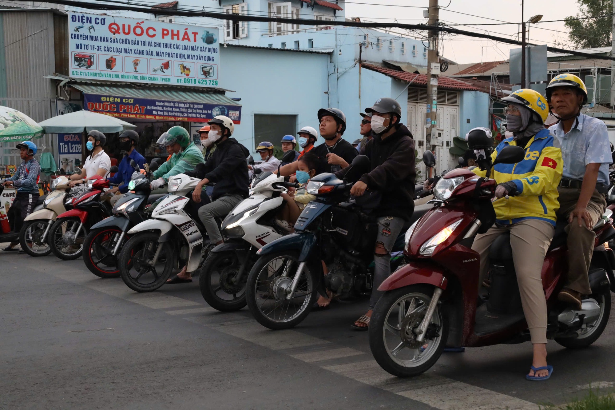 Tăng mức phạt giao thông: Nhiều người ở TP HCM “không tin vào mắt mình”- Ảnh 15.