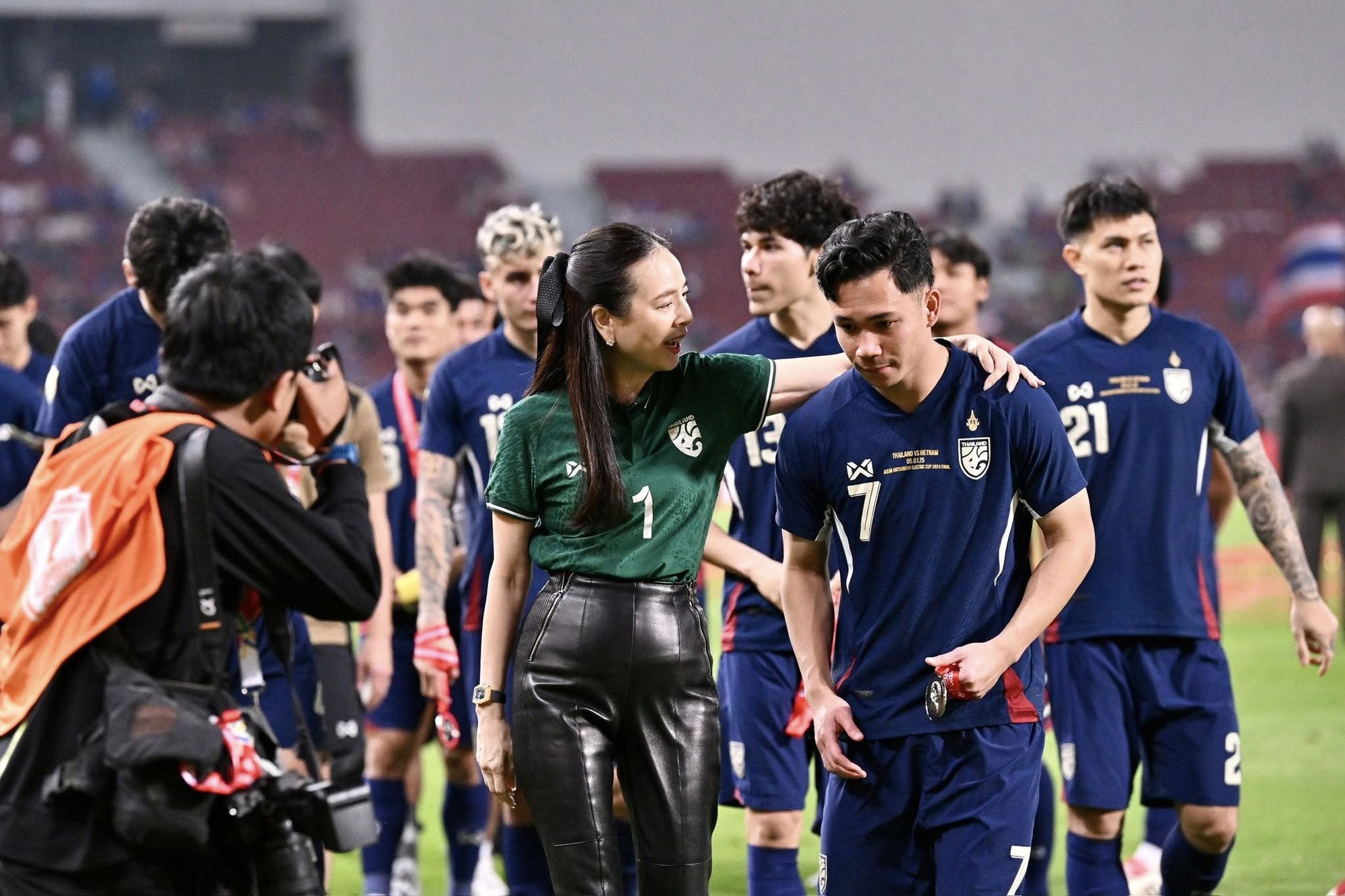 Khóa trang cá nhân, Supachok khiến CLB Nhật Bản hứng chịu