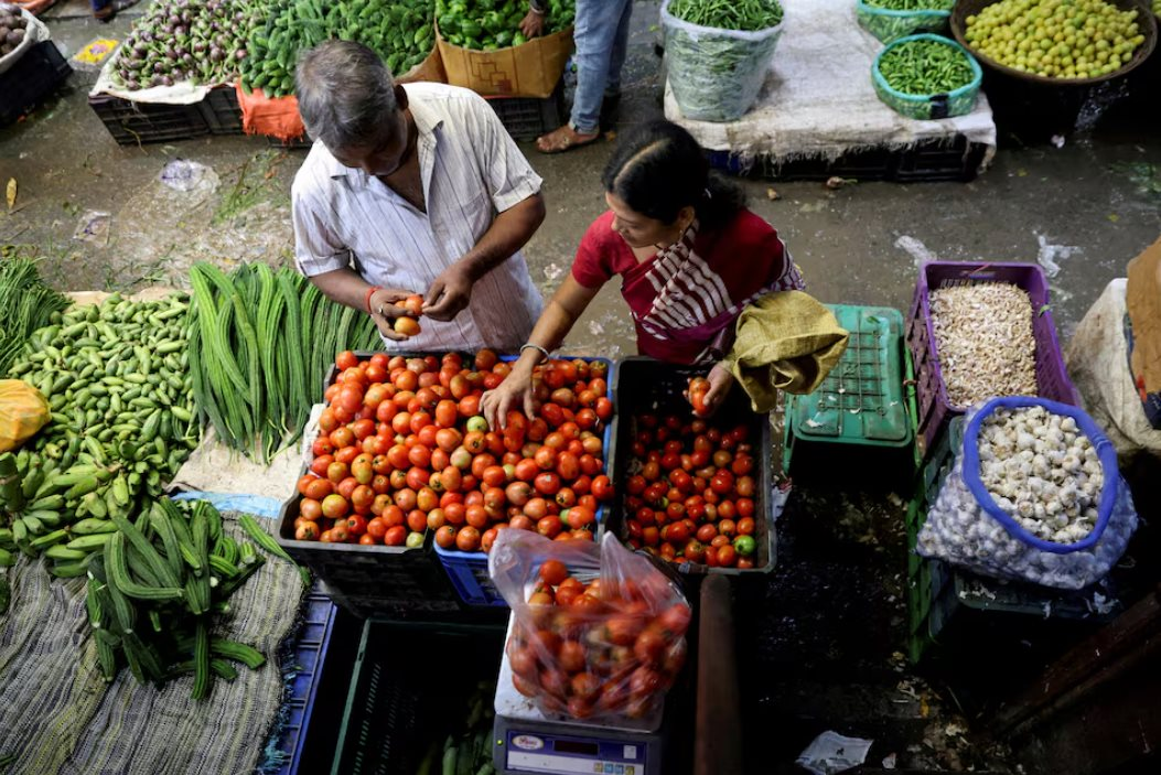 Thế khó của siêu cường đang lên ở châu Á nhăm nhe soán ngôi Nhật Bản: GDP dự kiến thấp nhất 4 năm, bị kéo lùi vì ngành chiếm 17% GDP suy giảm- Ảnh 1.