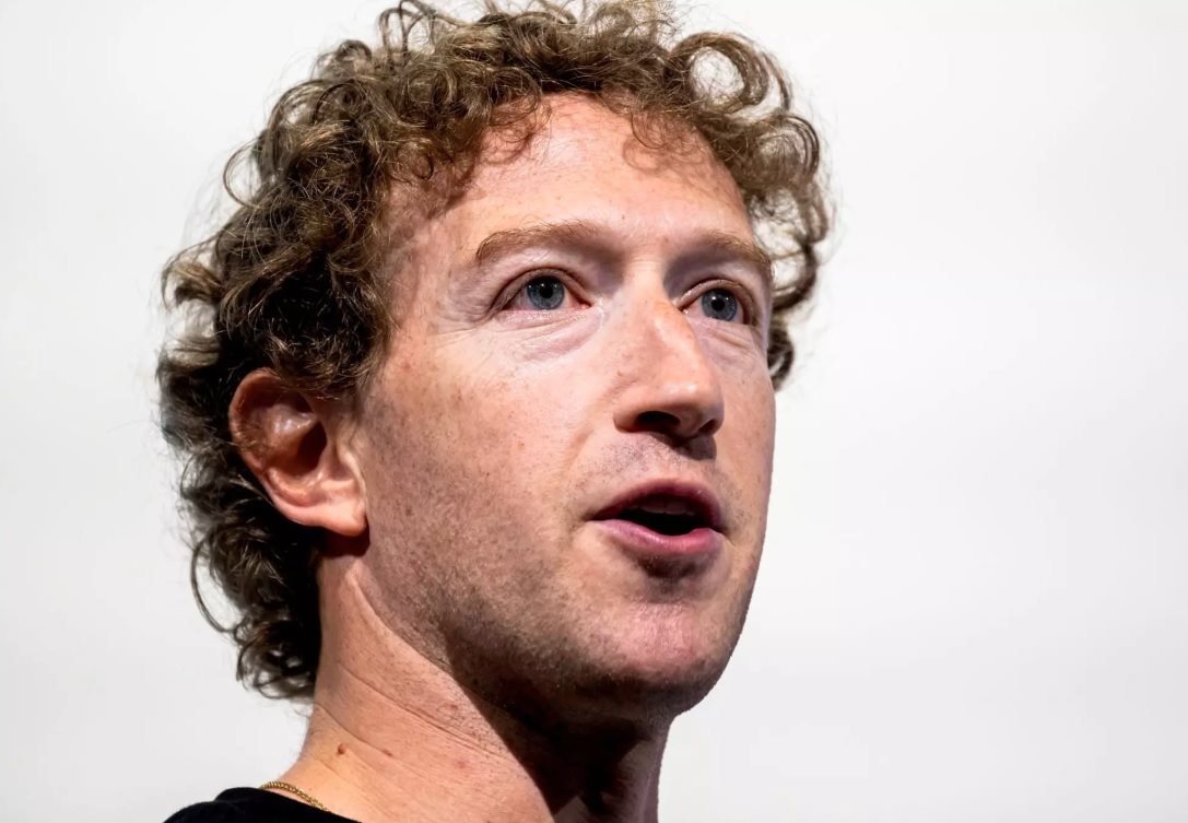 Mark Zuckerberg vừa thực hiện một thay đổi có thể định hình lại toàn bộ lĩnh vực internet của thế giới- Ảnh 1.