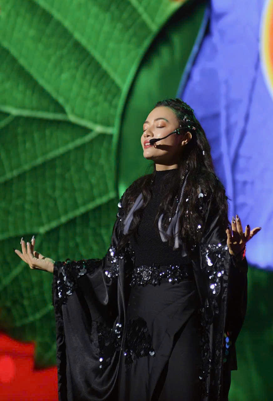 Nữ nghệ sĩ Việt bị chơi xấu, rời showbiz: 10 năm ở ẩn, không yêu ai, nhan sắc ngoài 40 vô cùng xinh đẹp