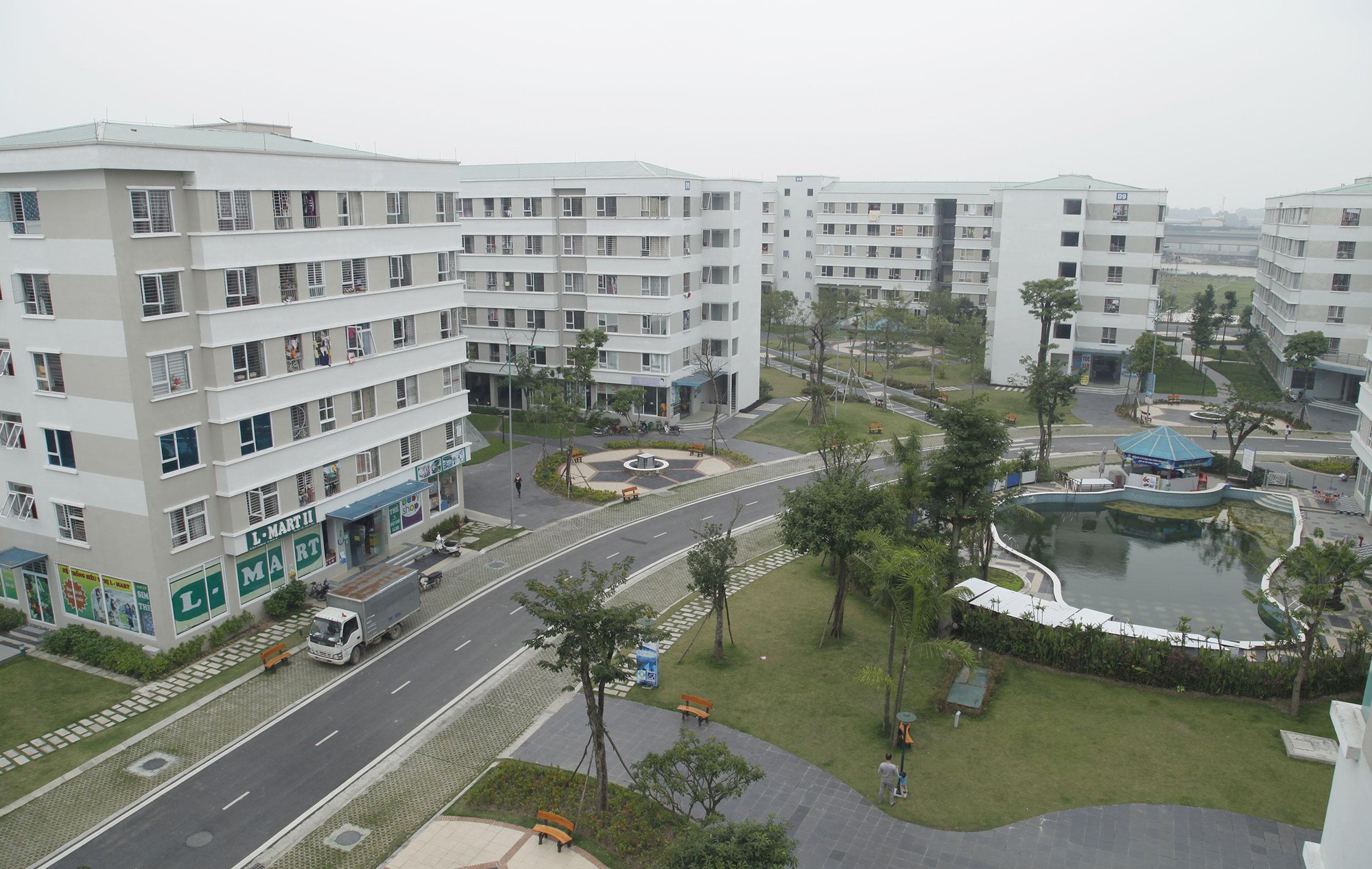18 doanh nghiệp lớn như Vingroup, Sun Group, HUD, Nam Long… được Bộ Xây dựng "chọn mặt gửi vàng" để phát triển nhà ở xã hội - Ảnh 1.