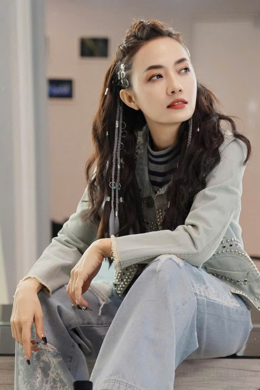 Nữ nghệ sĩ Việt bị chơi xấu, rời showbiz: 10 năm ở ẩn, không yêu ai, nhan sắc ngoài 40 vô cùng xinh đẹp