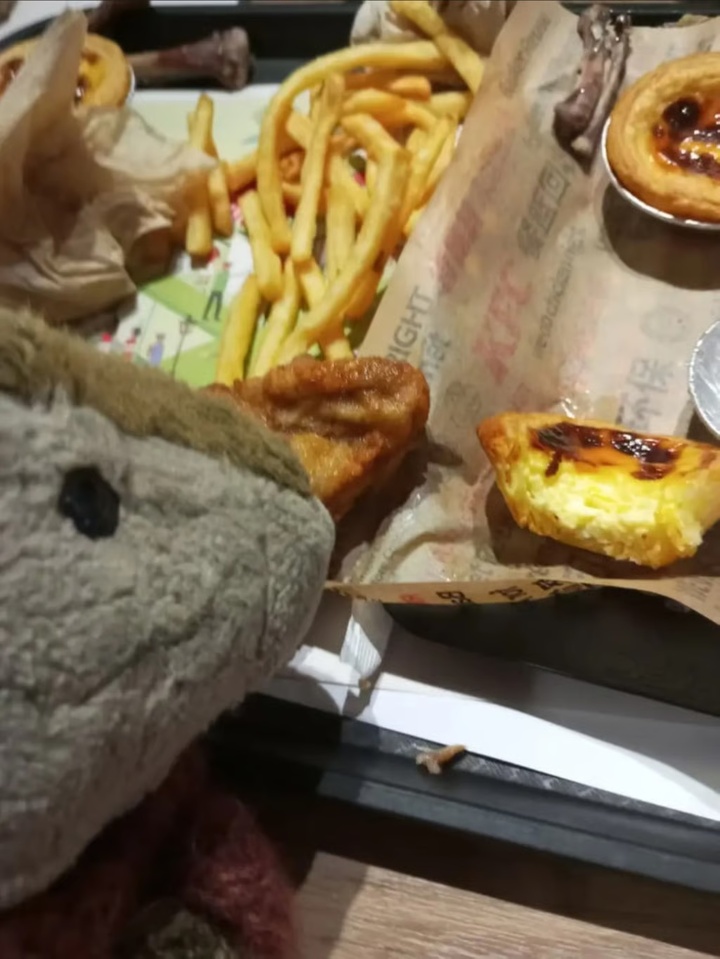 Ghét đời thượng lưu, thiếu gia chọn cảnh vô gia cư, sống với 370.000 đồng/tháng Ghét đời thượng lưu, thiếu gia chọn cảnh vô gia cư, sống với 370.000 đồng/tháng